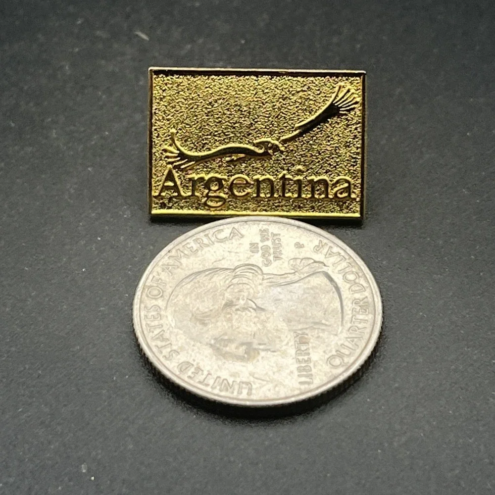 Argentina South American Country Gold‎ Tone Lapel Hat Pin